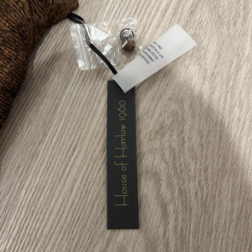 NWT House of Harlow Massi Top - Picture 5 of 7